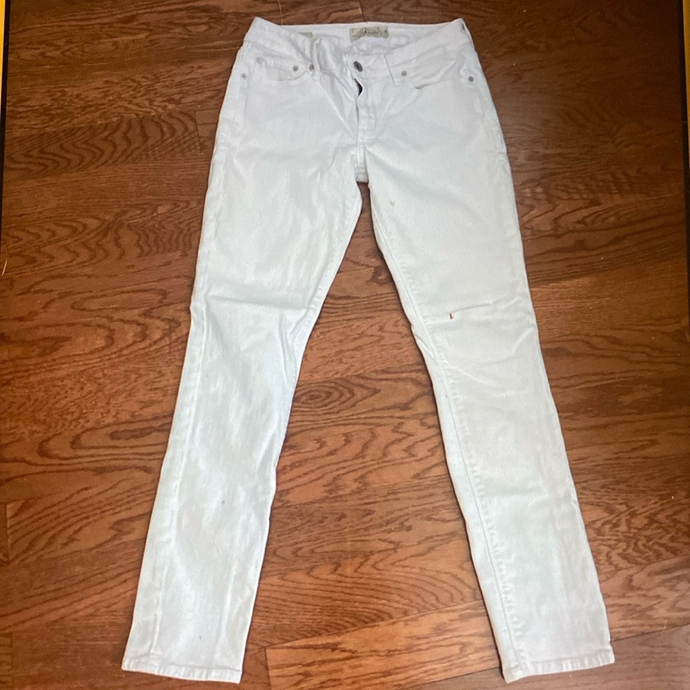 Lucky Brand White Lolita Skinny 2/26